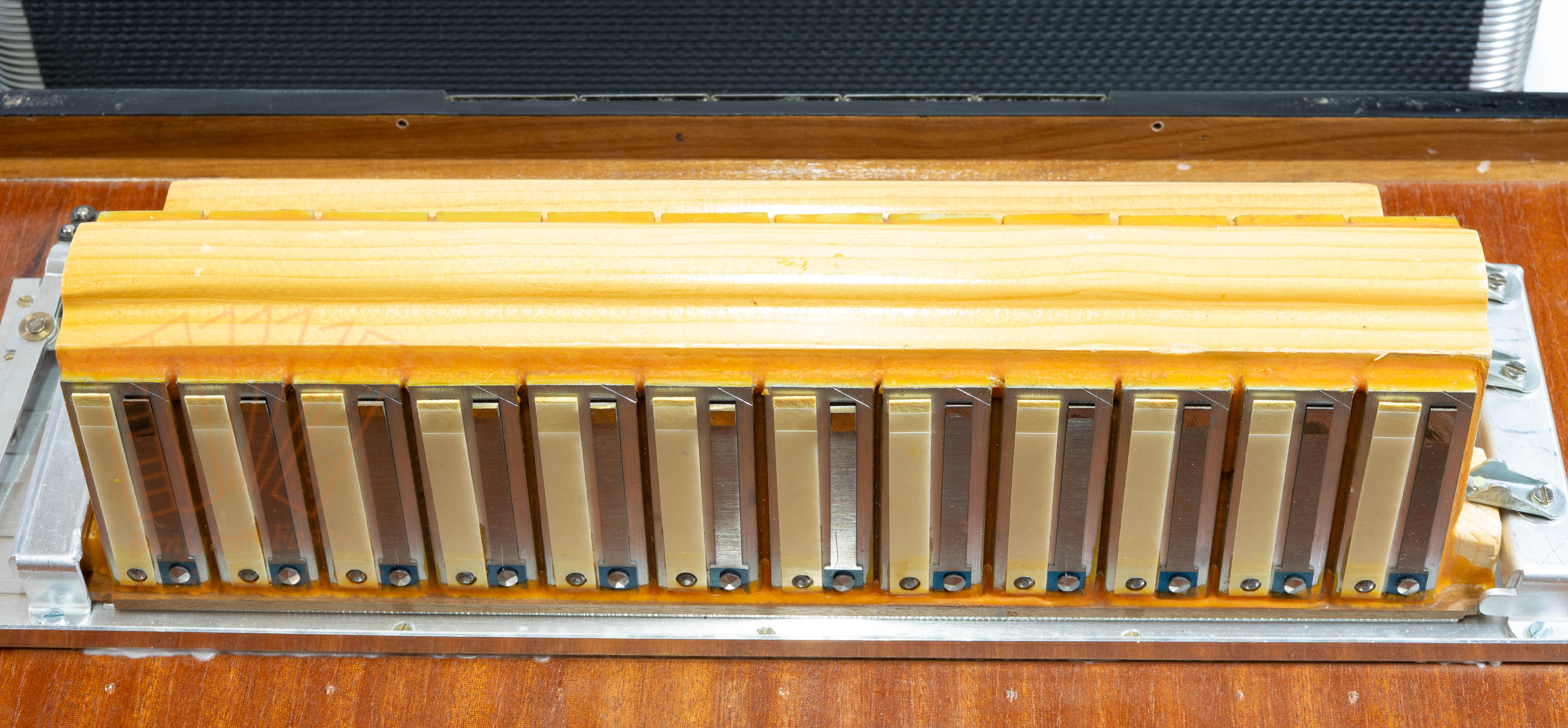 Knopfakkordeon Hohner Artiste XI N B-Griff flach, gebraucht