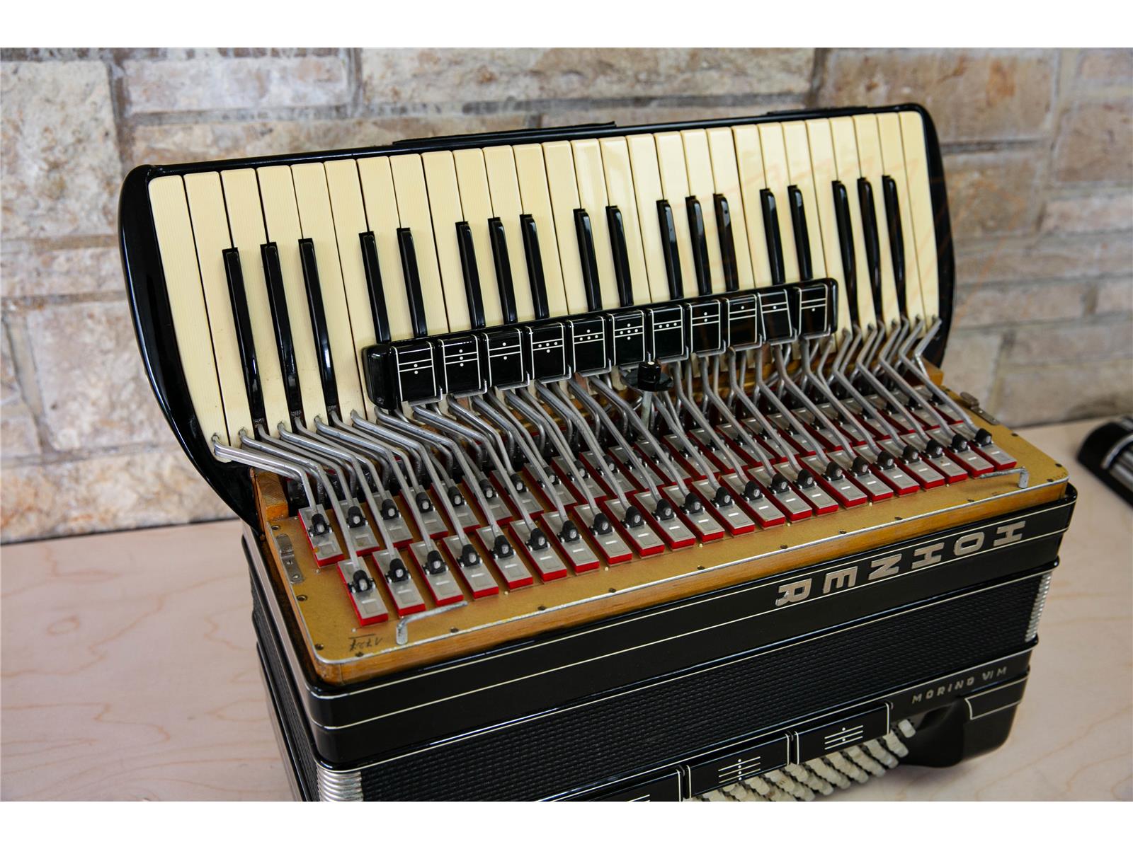 Akkordeon Hohner Morino VI M 185 Bass - gebraucht