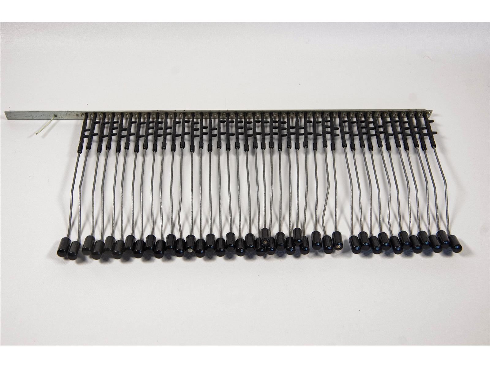 Bassmechanik Grundbässe 120 Bässe, gebraucht Bassmechanik Grundbässe 120 Bässe, gebraucht