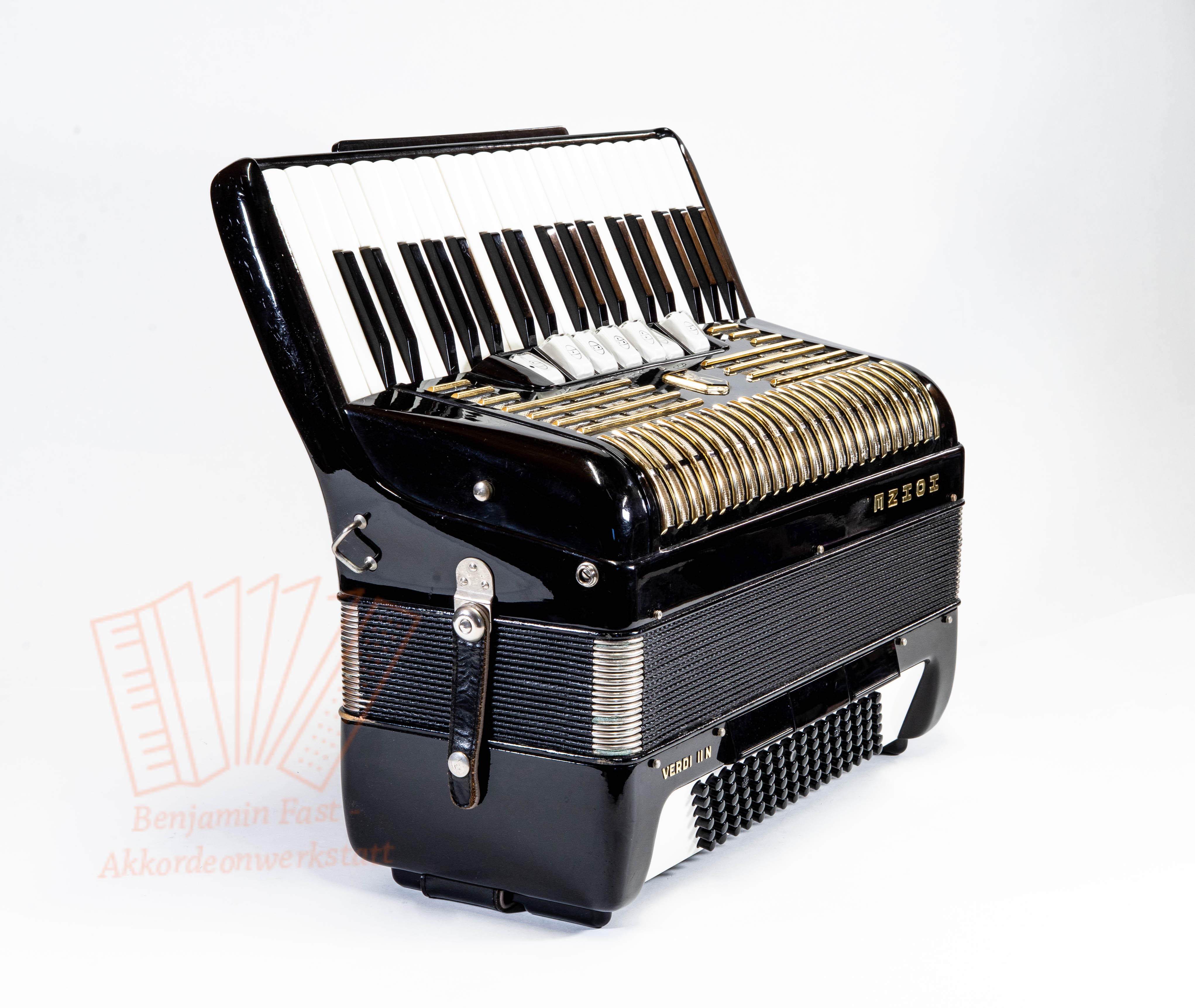 Akkordeon Hohner Verdi II N 96 Bass 37/96/III/7/3 schwarz - gebraucht