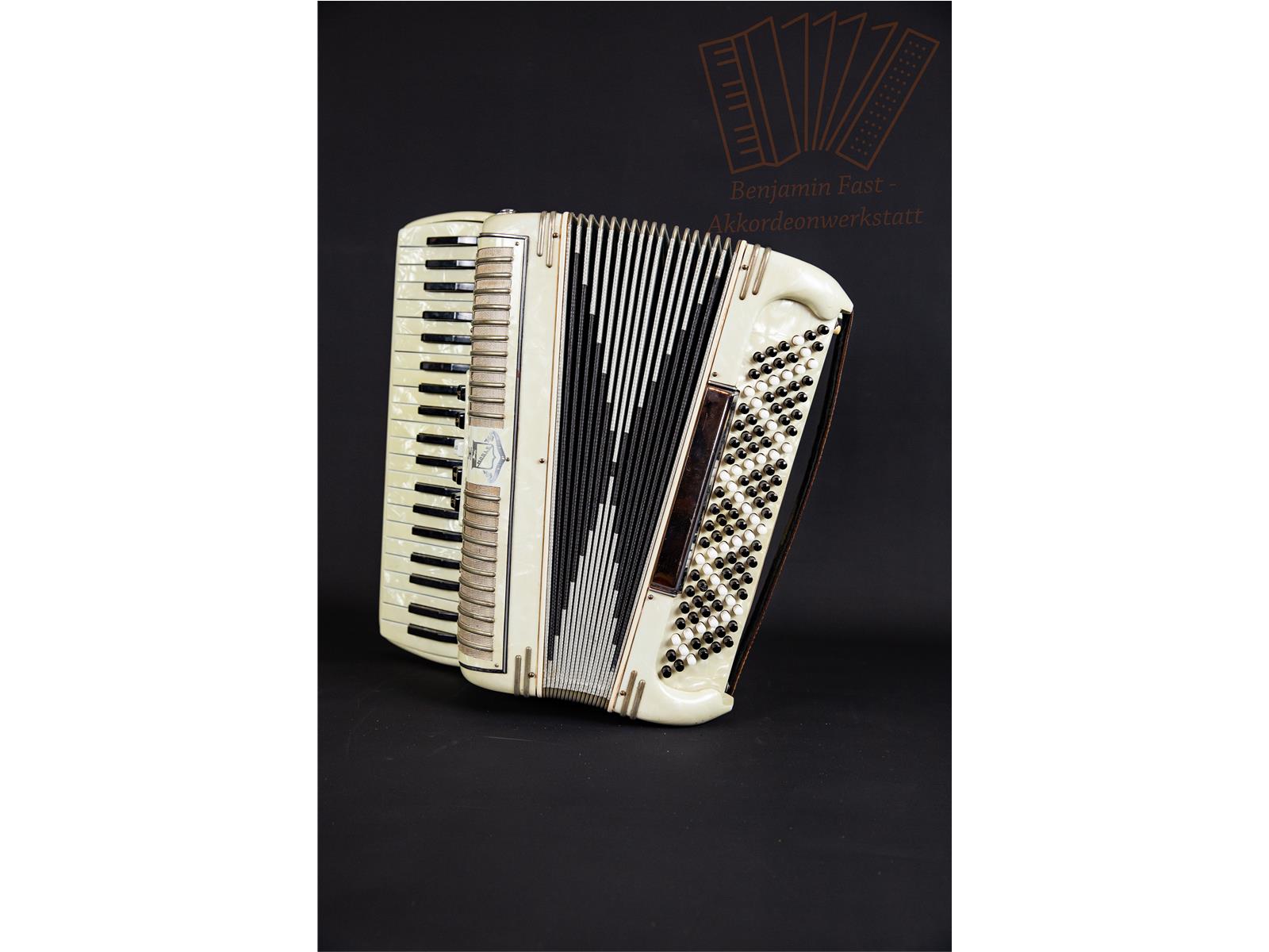 Akkordeon Noble 41/120/III/5/1 MT gebraucht