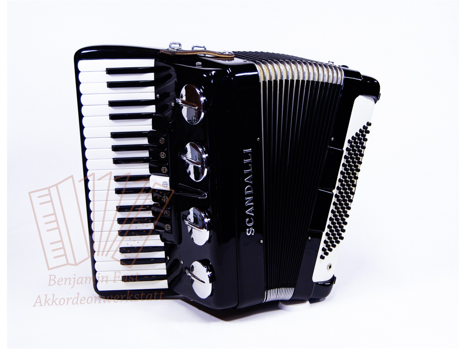 Akkordeon Scandalli Saxophonklappen gebraucht Akkordeon Scandalli Saxophonklappen gebraucht