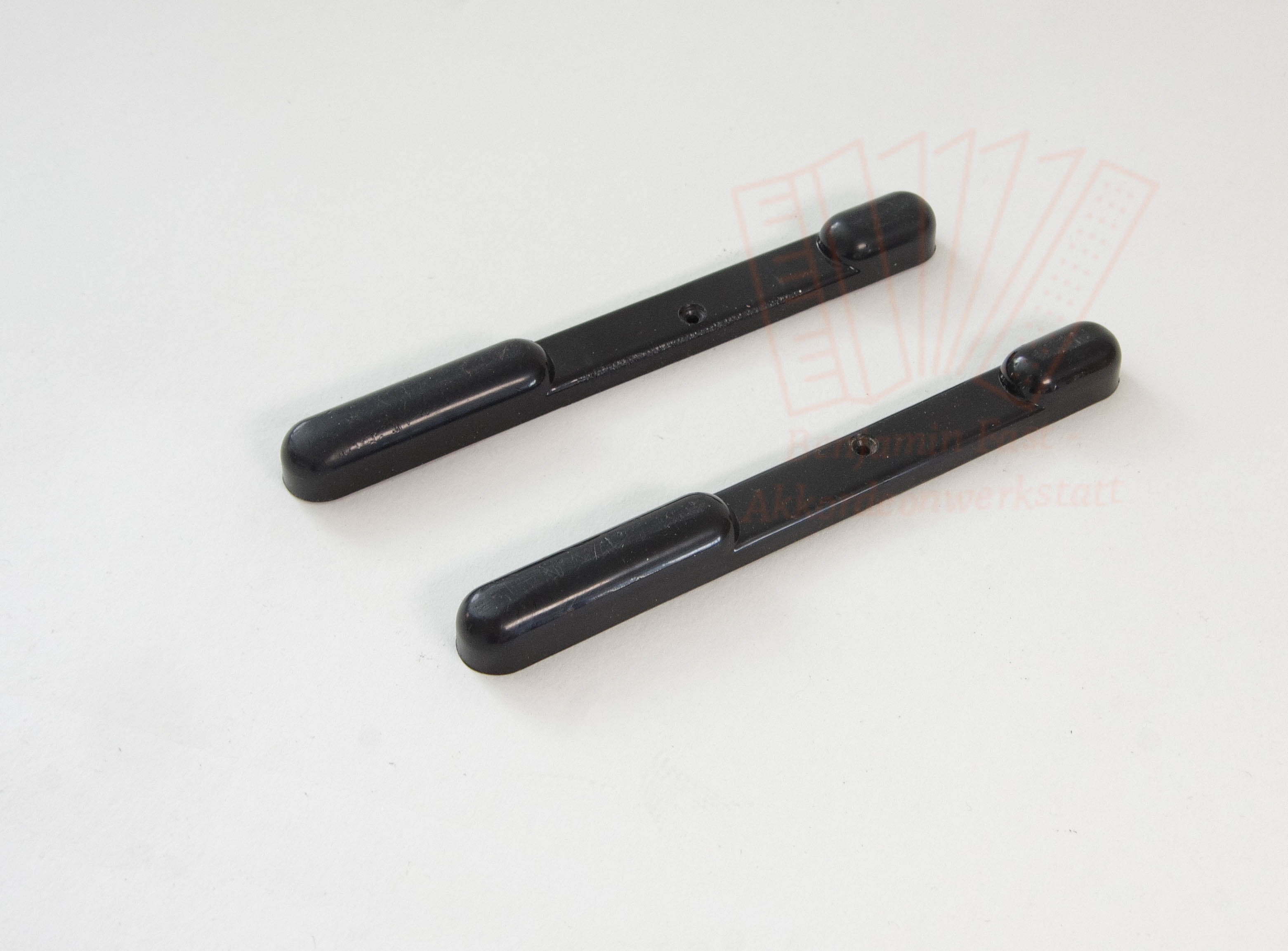 Fuß Hohner Fußleiste Nr. 10 schwarz unten 11,8 mm gebraucht