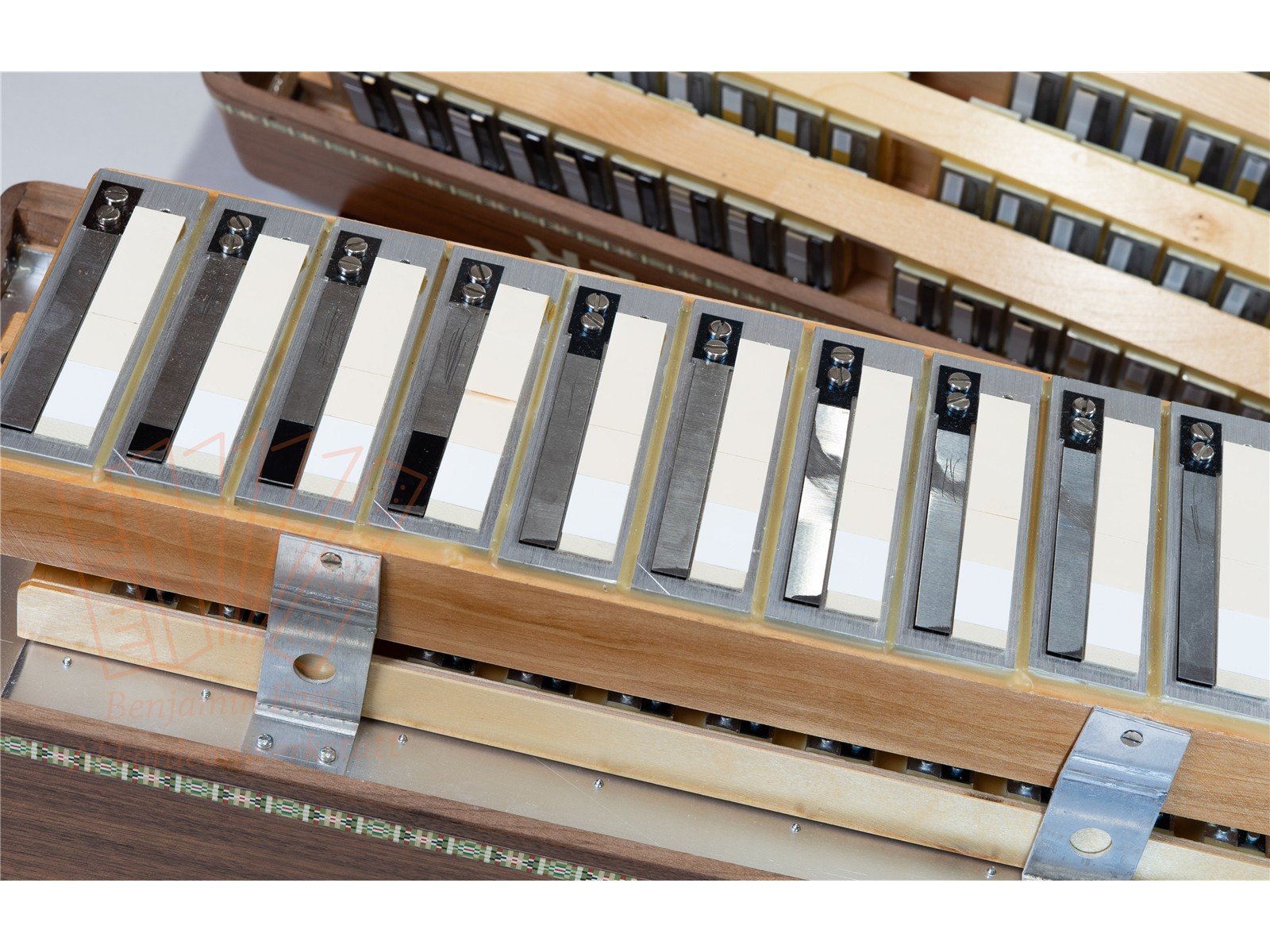 Akkordeon Weltmeister Monte 37 Helikon gebraucht Akkordeon Weltmeister Monte 37 Helikon gebraucht