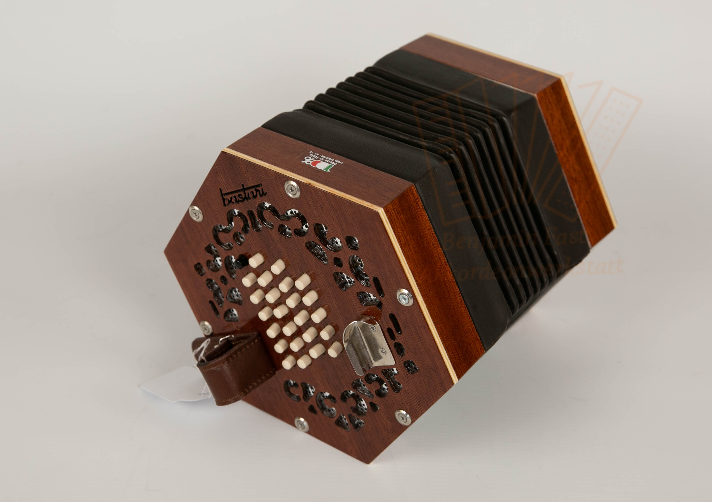 Konzertina Englische Concertina Stagi A-48 - chromatisch/gleichtönig Konzertina Englische Concertina Stagi A-48 - chromatisch/gleichtönig