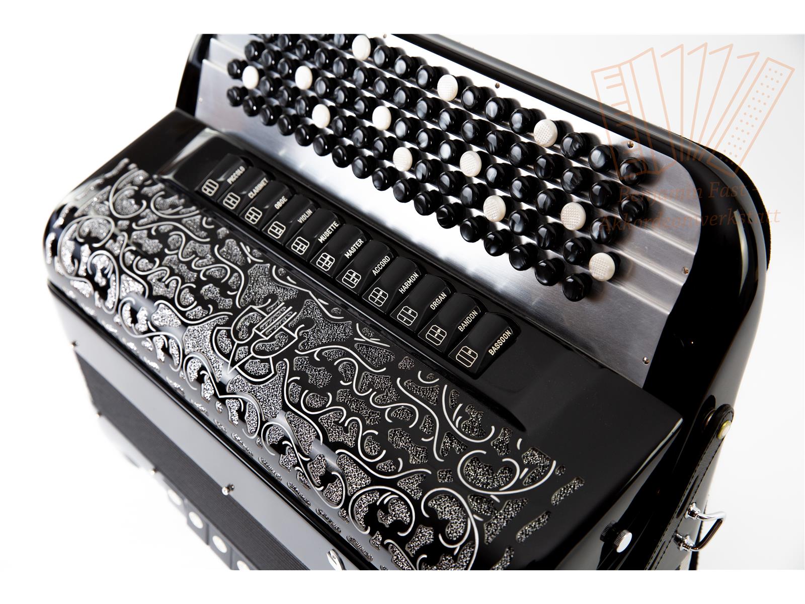 Knopfakkordeon SR Cassotto C-Griff a Mano 4-chörig Sabbatini gebraucht Knopfakkordeon SR Cassotto C-Griff a Mano 4-chörig Sabbatini gebraucht