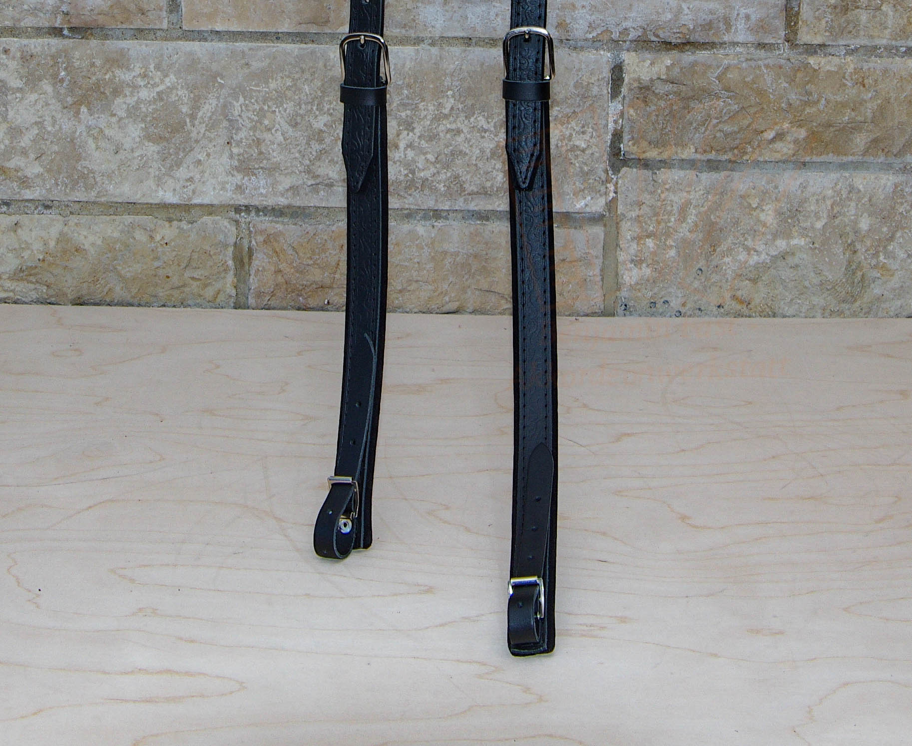 Unterteile lang für Trageriemen 302 Leder/Samt schwarz 55/45 Unterteile lang für Trageriemen 302 Leder/Samt schwarz 55/45