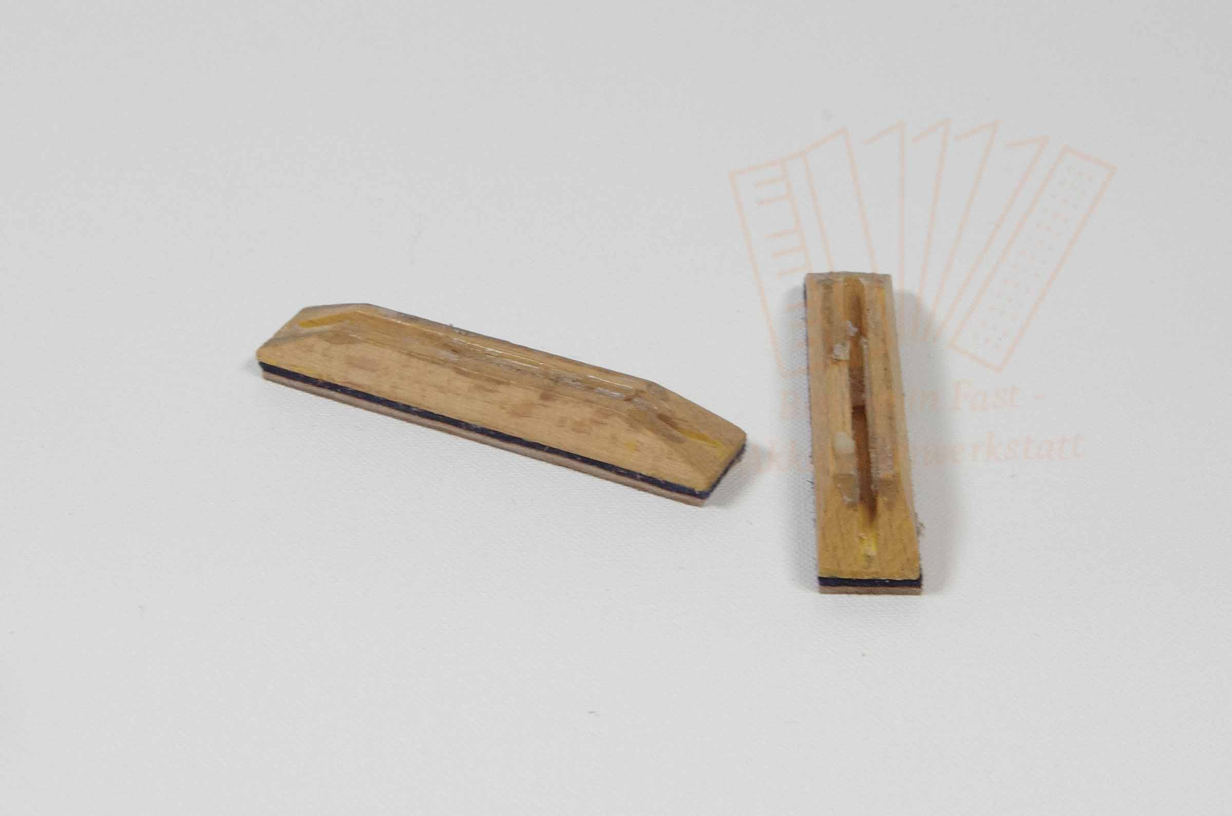 Klappe Holz 68x12 Klappe Holz 68x12