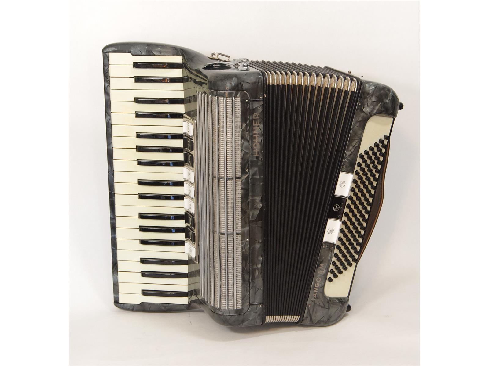 Akkordeon Hohner Tango II M grau LMM 37/96/III/9/3 - gebraucht Akkordeon Hohner Tango II M grau LMM 37/96/III/9/3 - gebraucht