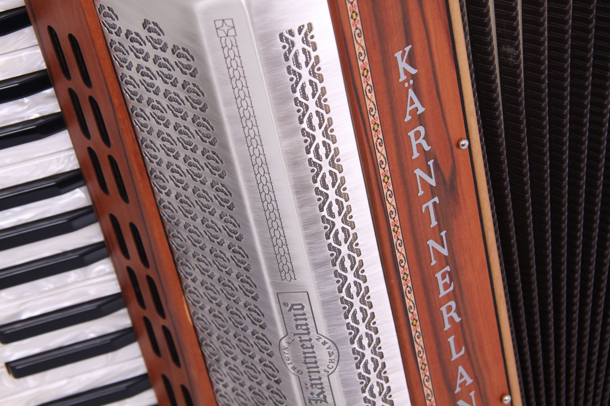 Akkordeon Kärntnerland Alpenflair 72 Indischer Apfel Akkordeon Kärntnerland Alpenflair 72 Indischer Apfel